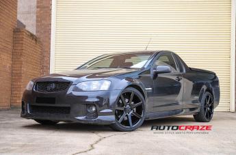 HOLDEN-COMMODORE-VERONA-GLOSS-BLACK